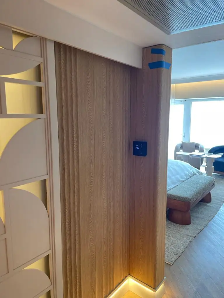 Doorway and wall finish