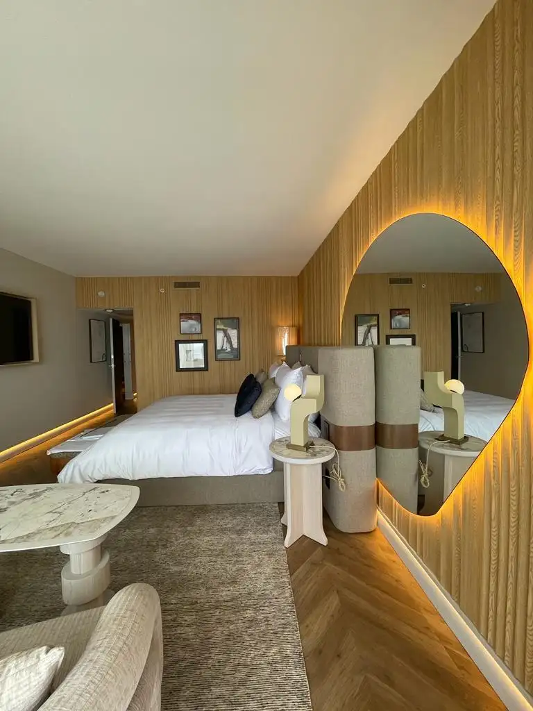 Room and illuminated mirror detail